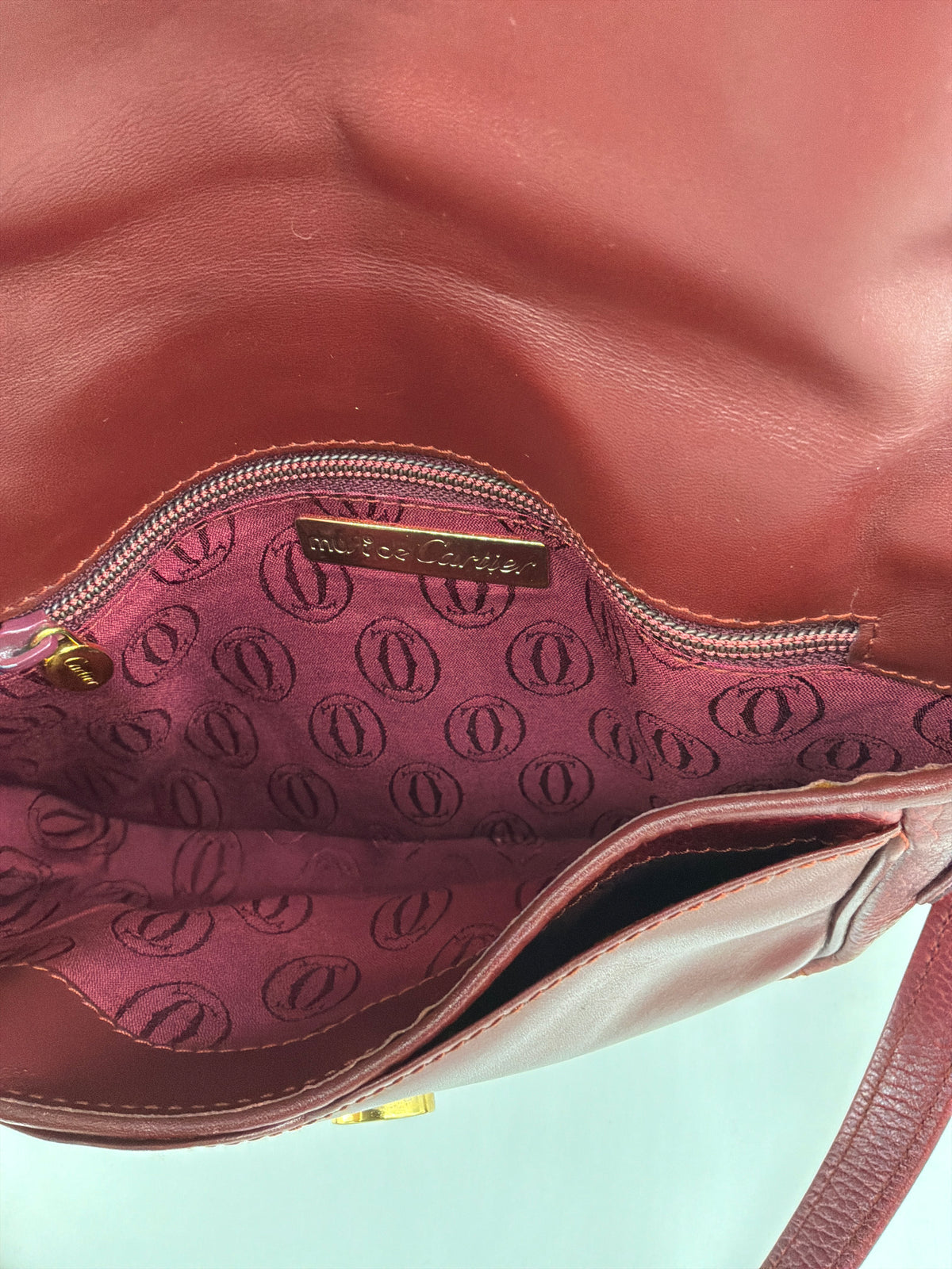 Must de Cartier Crossbody Bag – Vintage Bordeaux Leather, 1980s
