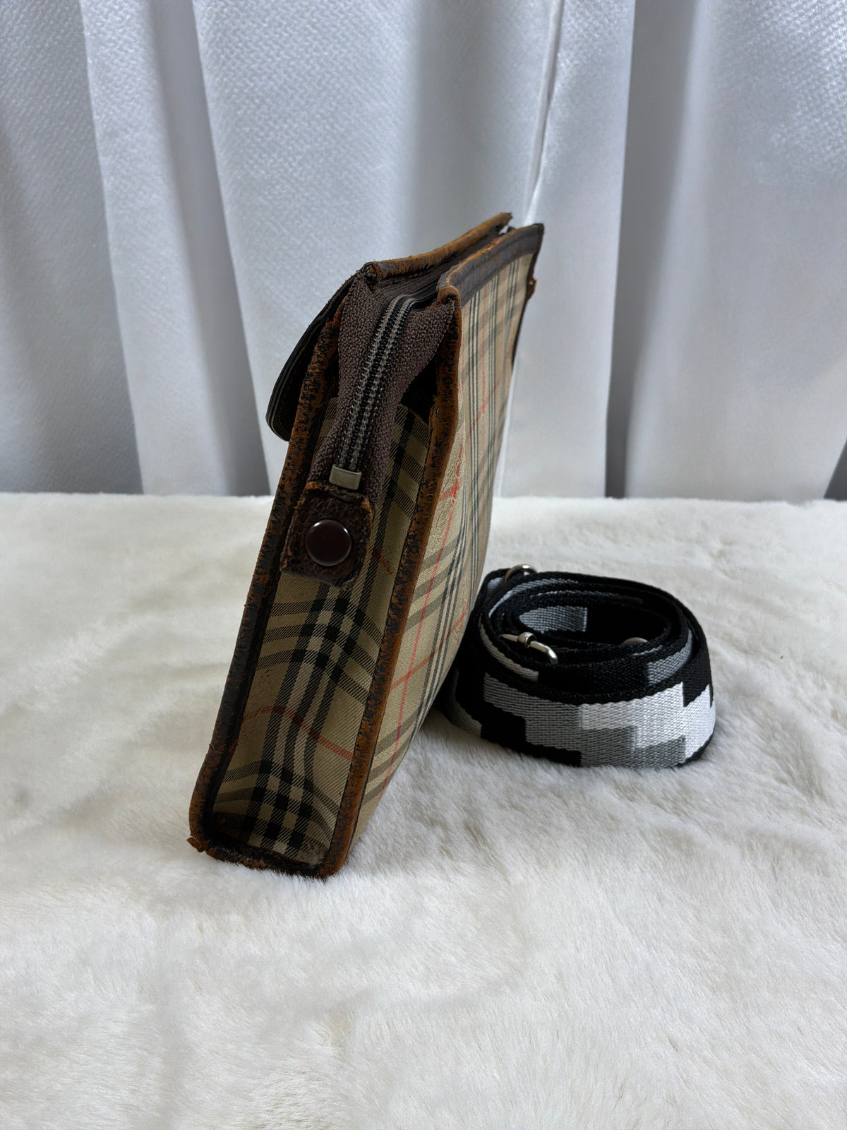 Burberry’s Vintage clutch