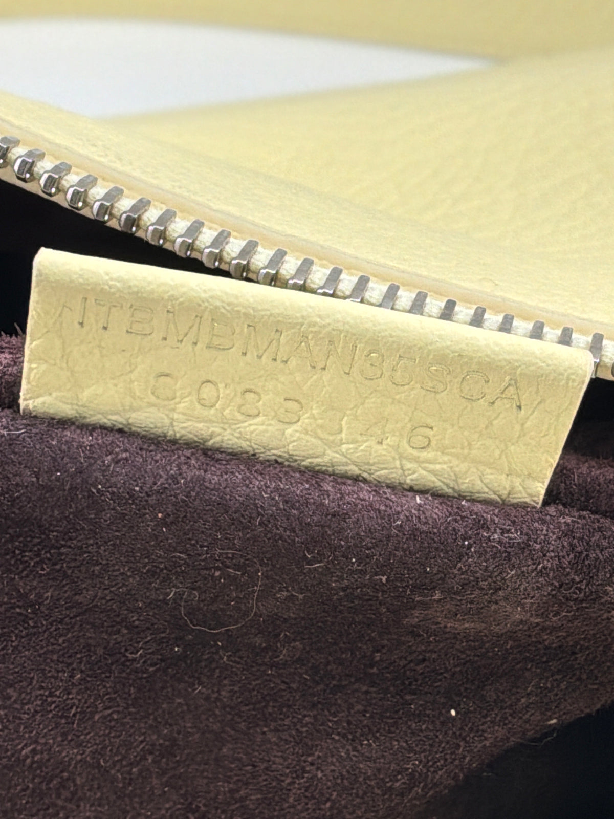 Burberry Saddle Crossbody Bag – Pale Yellow Grained Leather