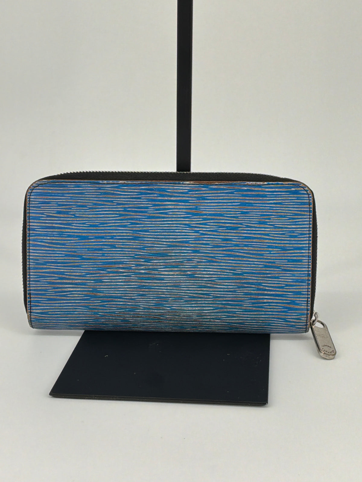 Louis Vuitton Zippy Long Wallet Epi Leather Zip-Around Wallet – Blue