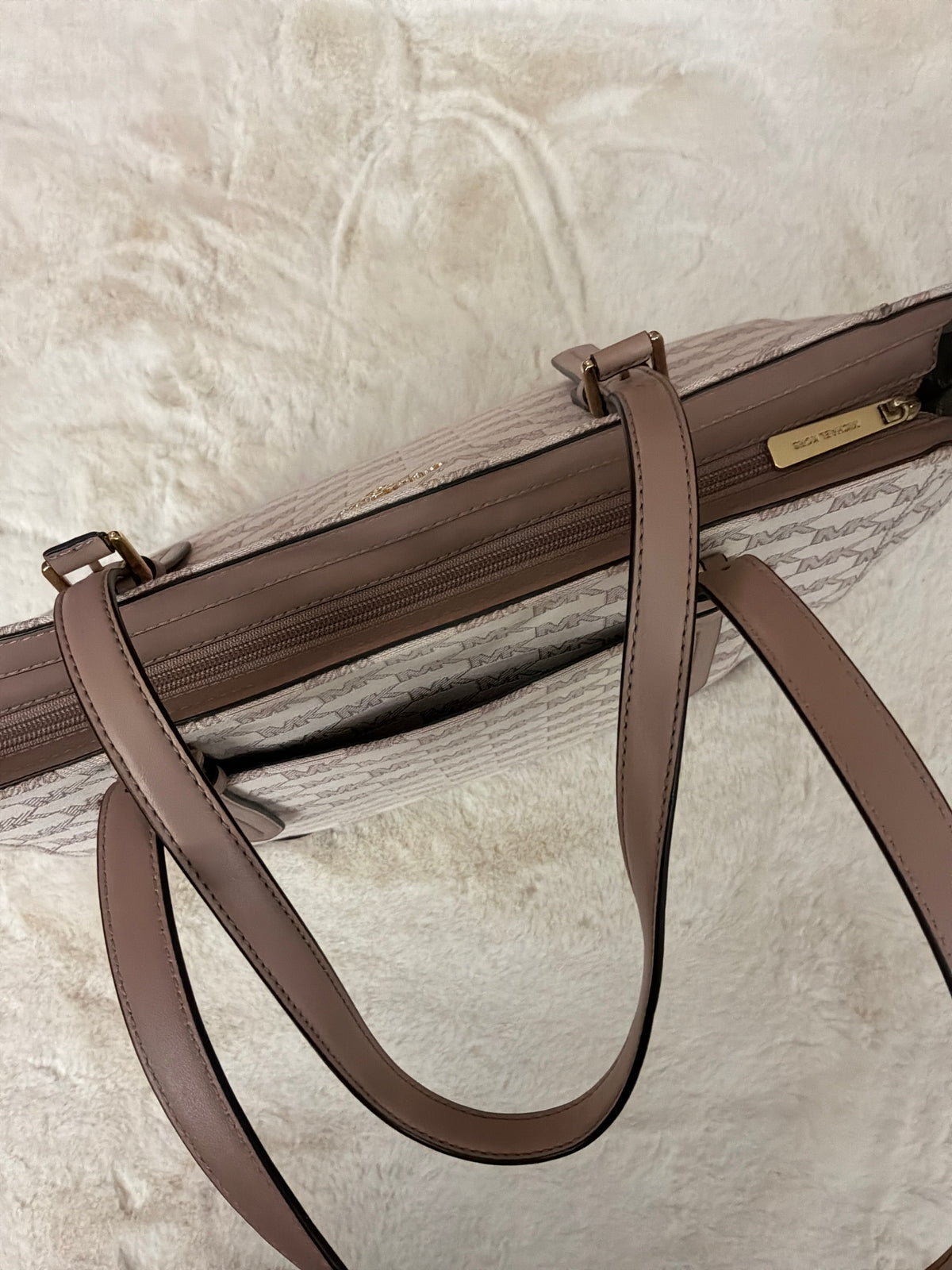 Michael Kors Signature Logo Tote Bag