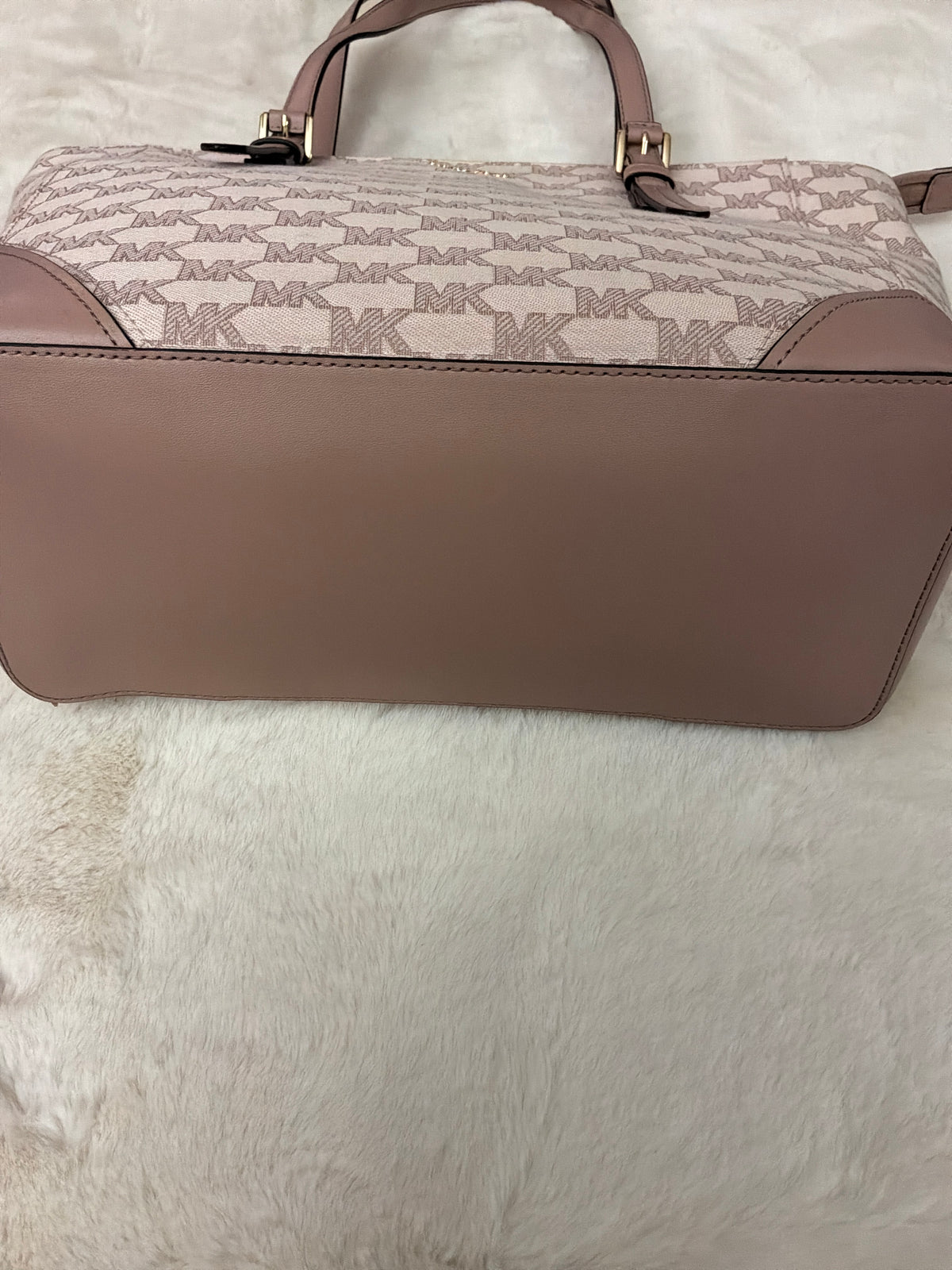 Michael Kors Signature Logo Tote Bag