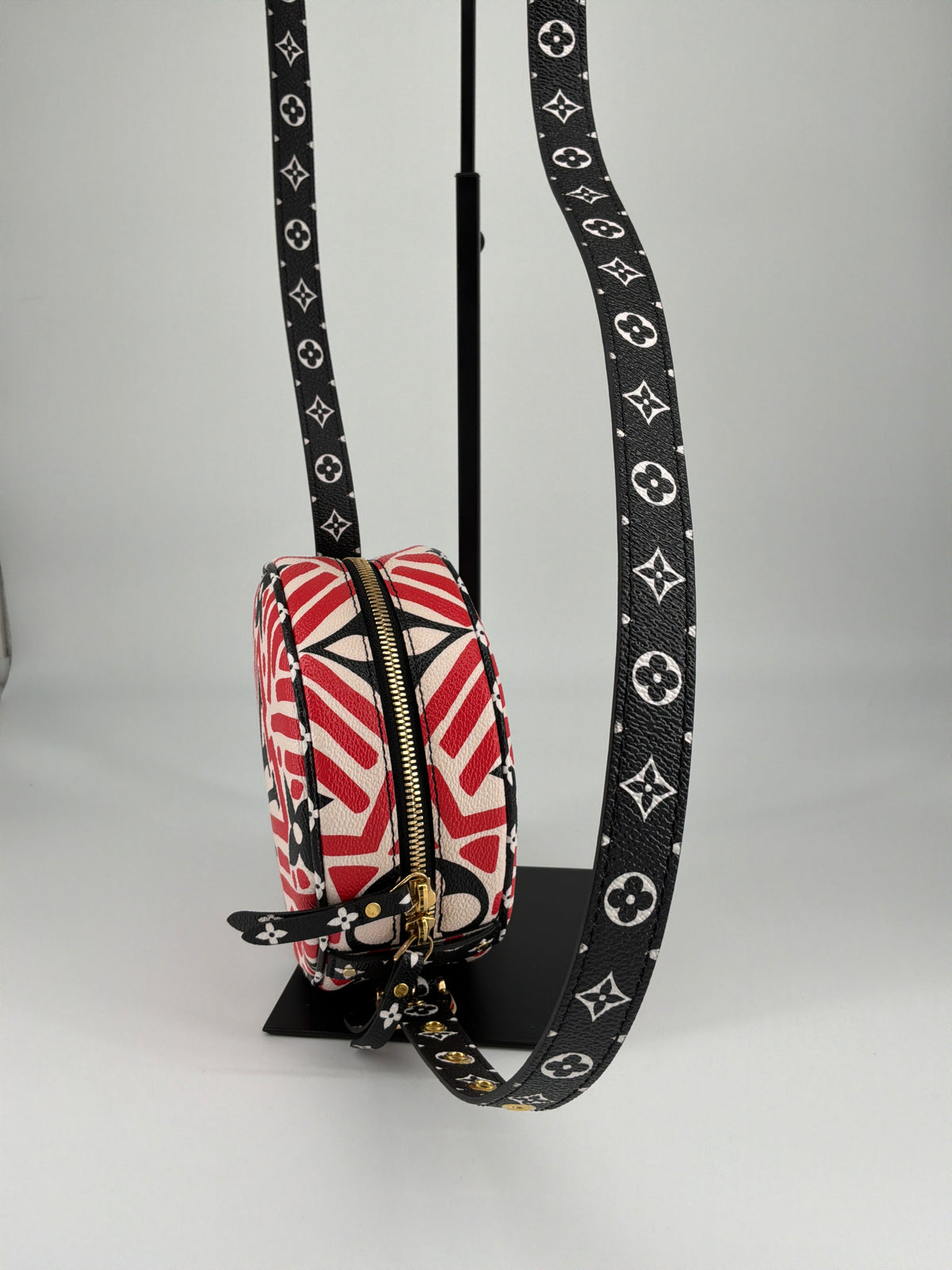 Louis Vuitton Boite Chapeau Souple PM – Crafty Monogram Canvas