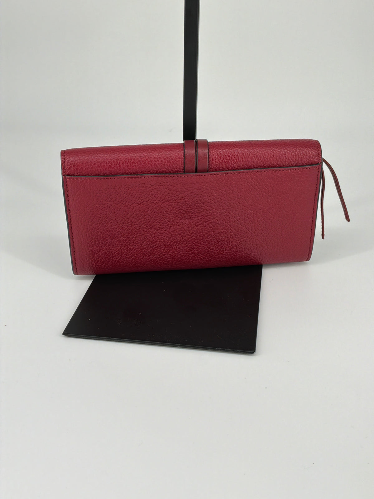 Chloé Long Wallet – Bordeaux Textured Leather with Gold C Charm