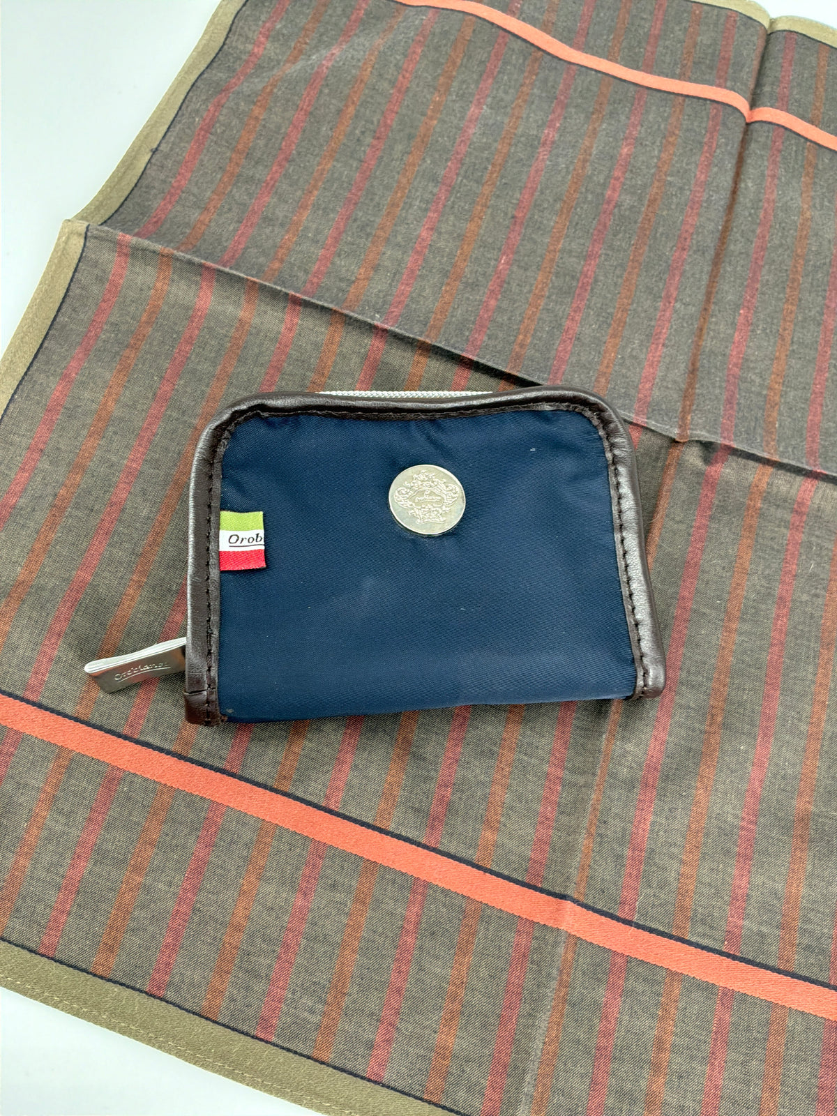 Orobianco Zippered Wallet and Striped Scarf Gift Set – Navy Blue