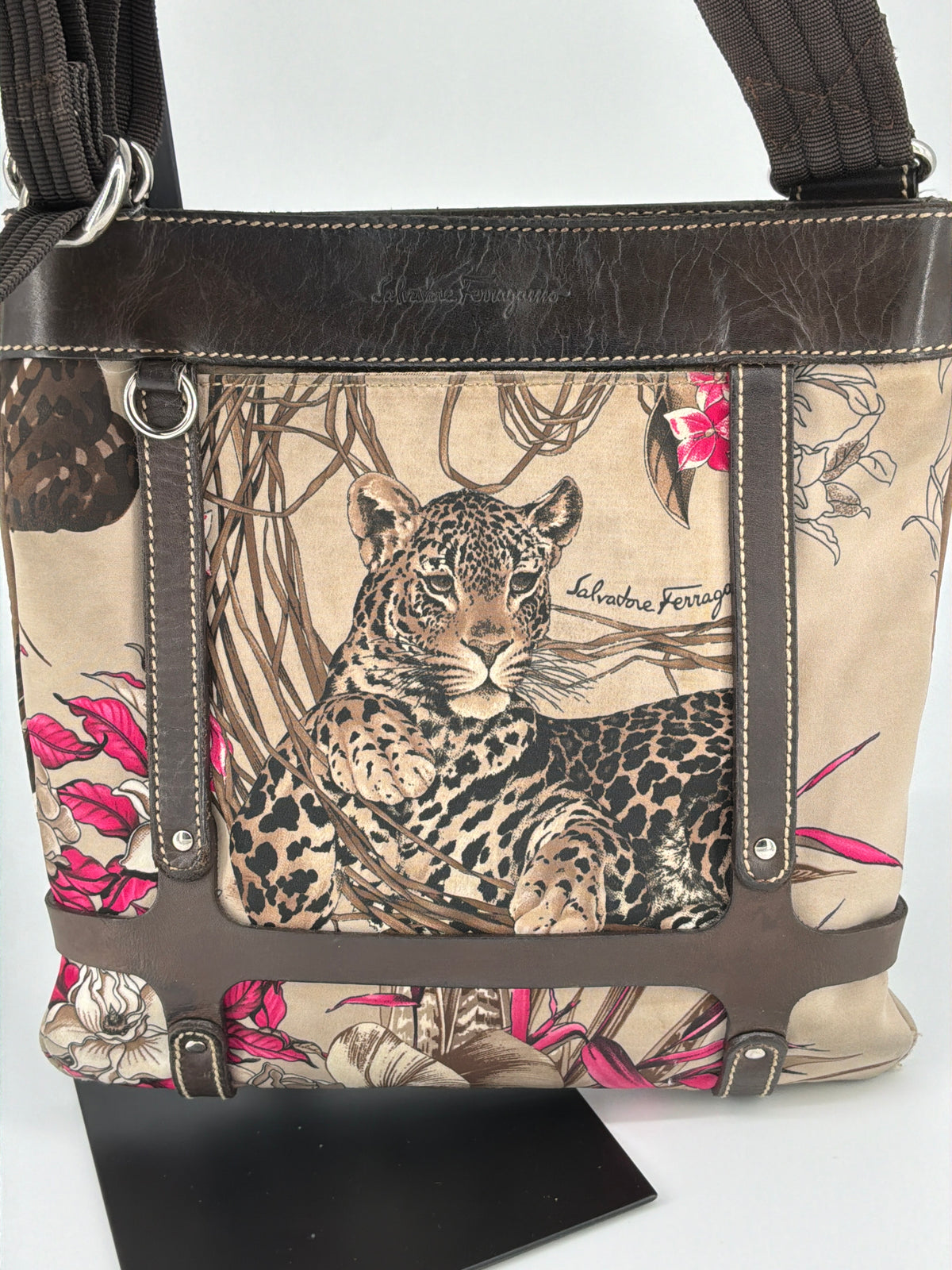 Salvatore Ferragamo Jungle Safari Printed Canvas Shoulder Bag – Multicolor / Black