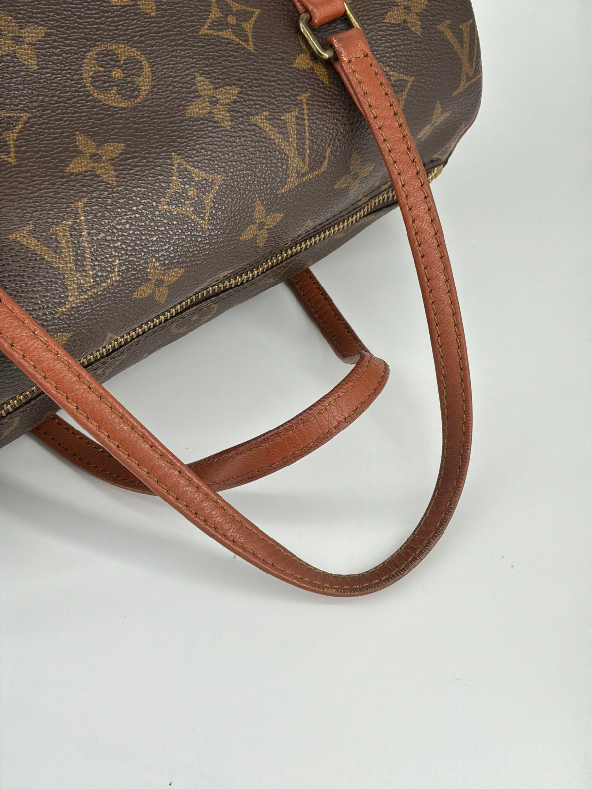 Louis Vuitton Papillon 26 – Monogram Canvas