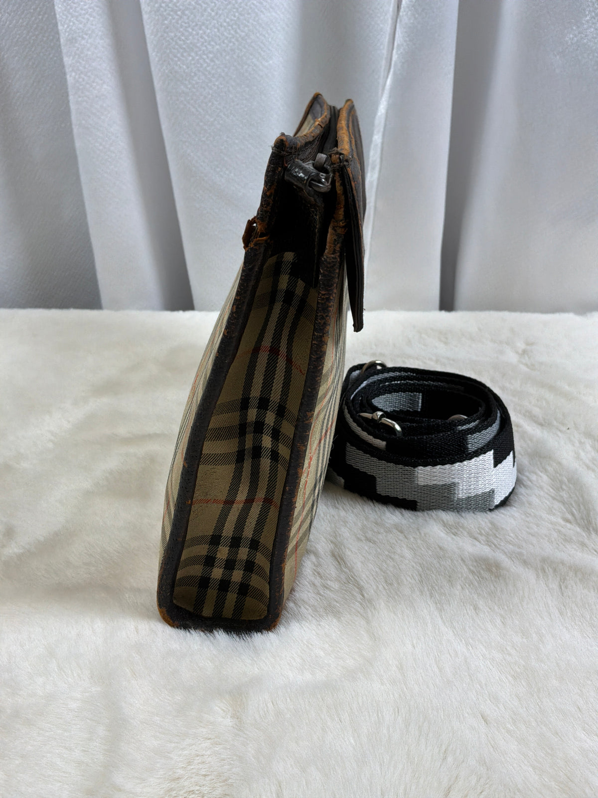 Burberry’s Vintage clutch