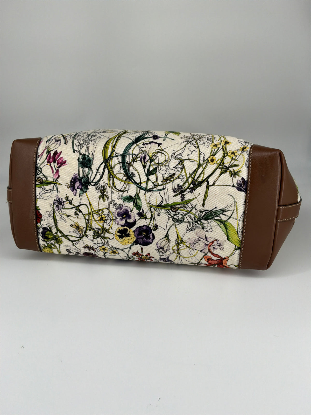 Gucci Flora Print GG Supreme Canvas Large Tote Bag – Beige / Multicolor