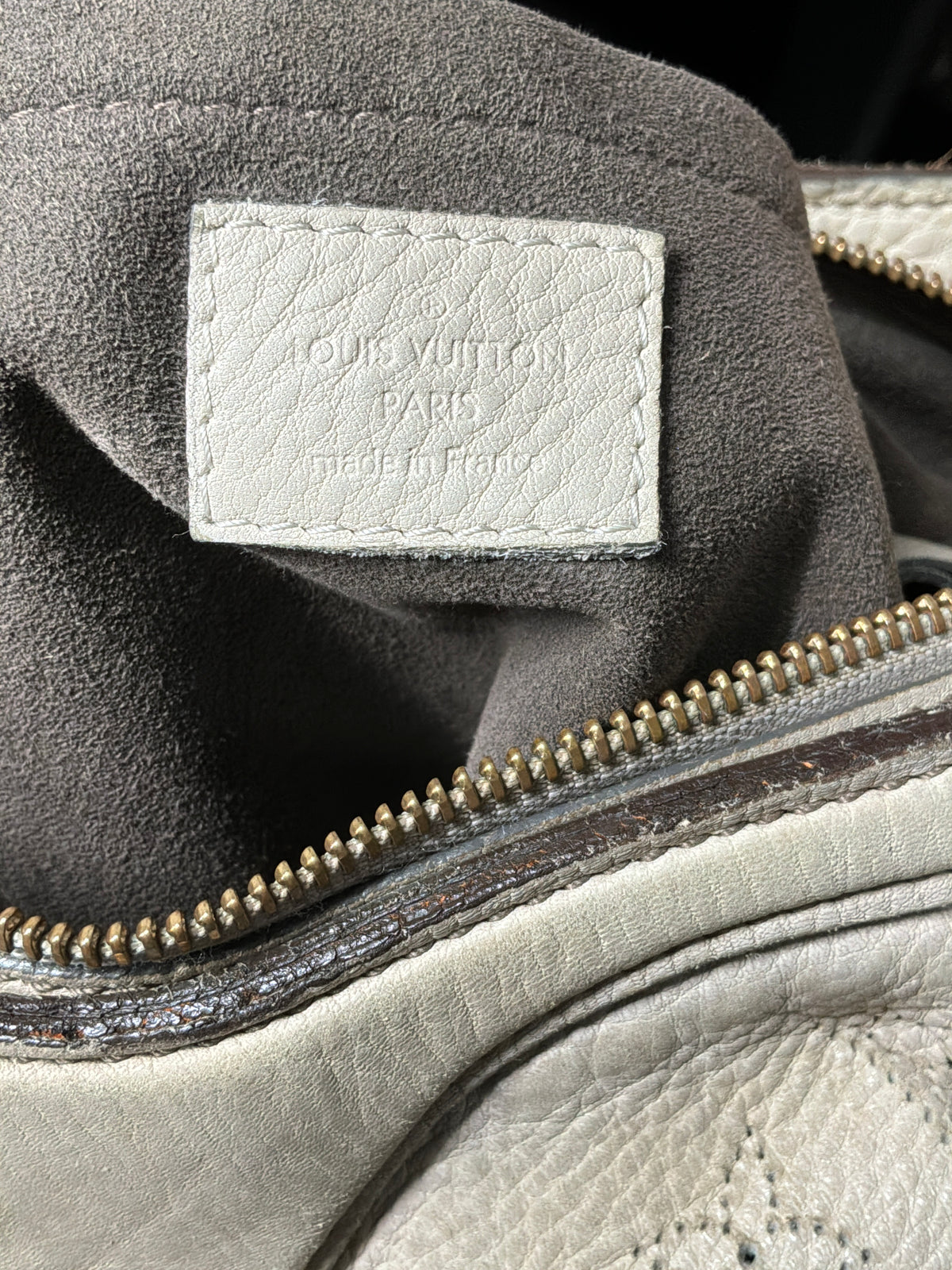 Louis Vuitton Mahina Perforated Leather Hobo – Ivory Monogram