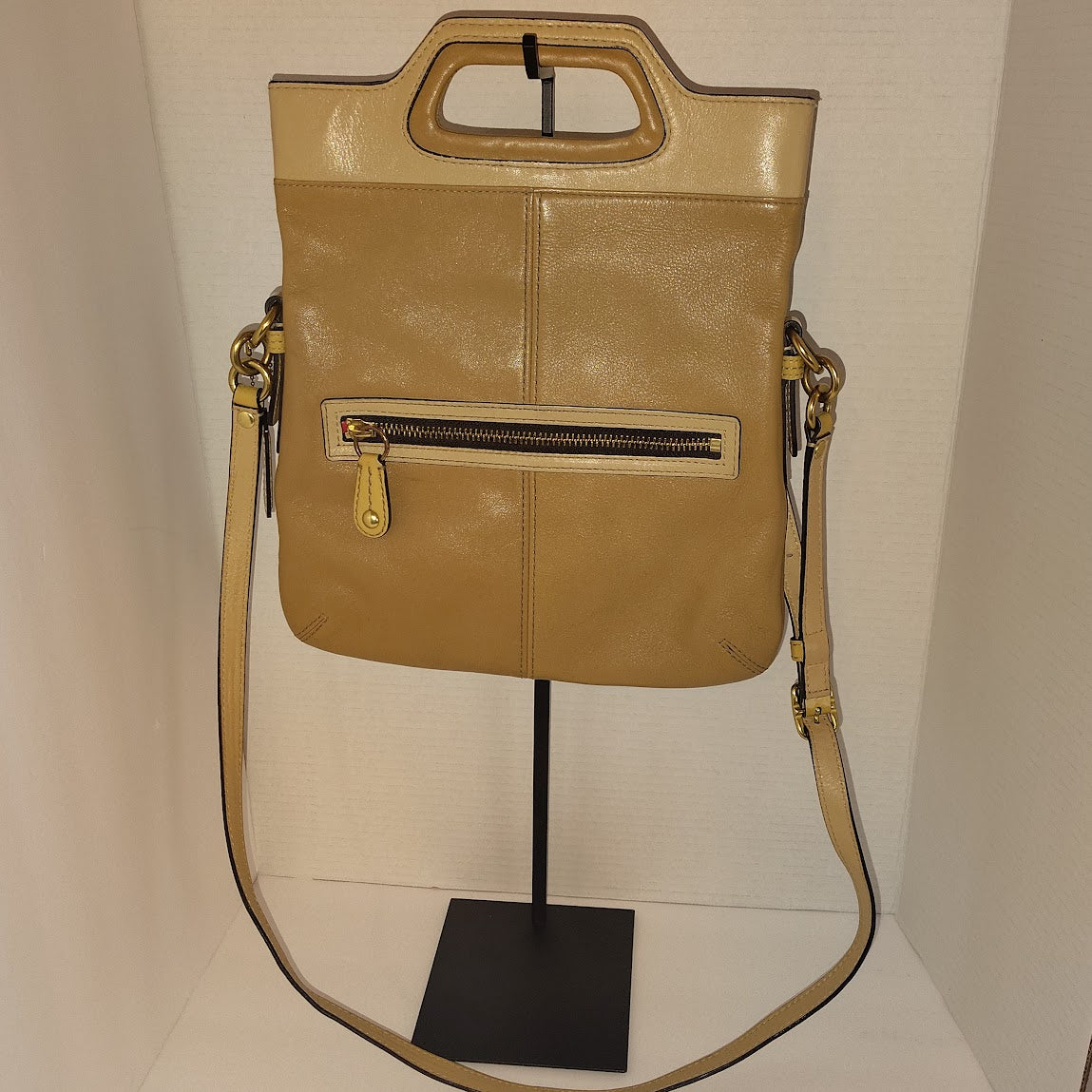Coach Vintage Bonnie 13388 Leather Foldover Crossbody Satchel Beige Gold Hardware Preloved