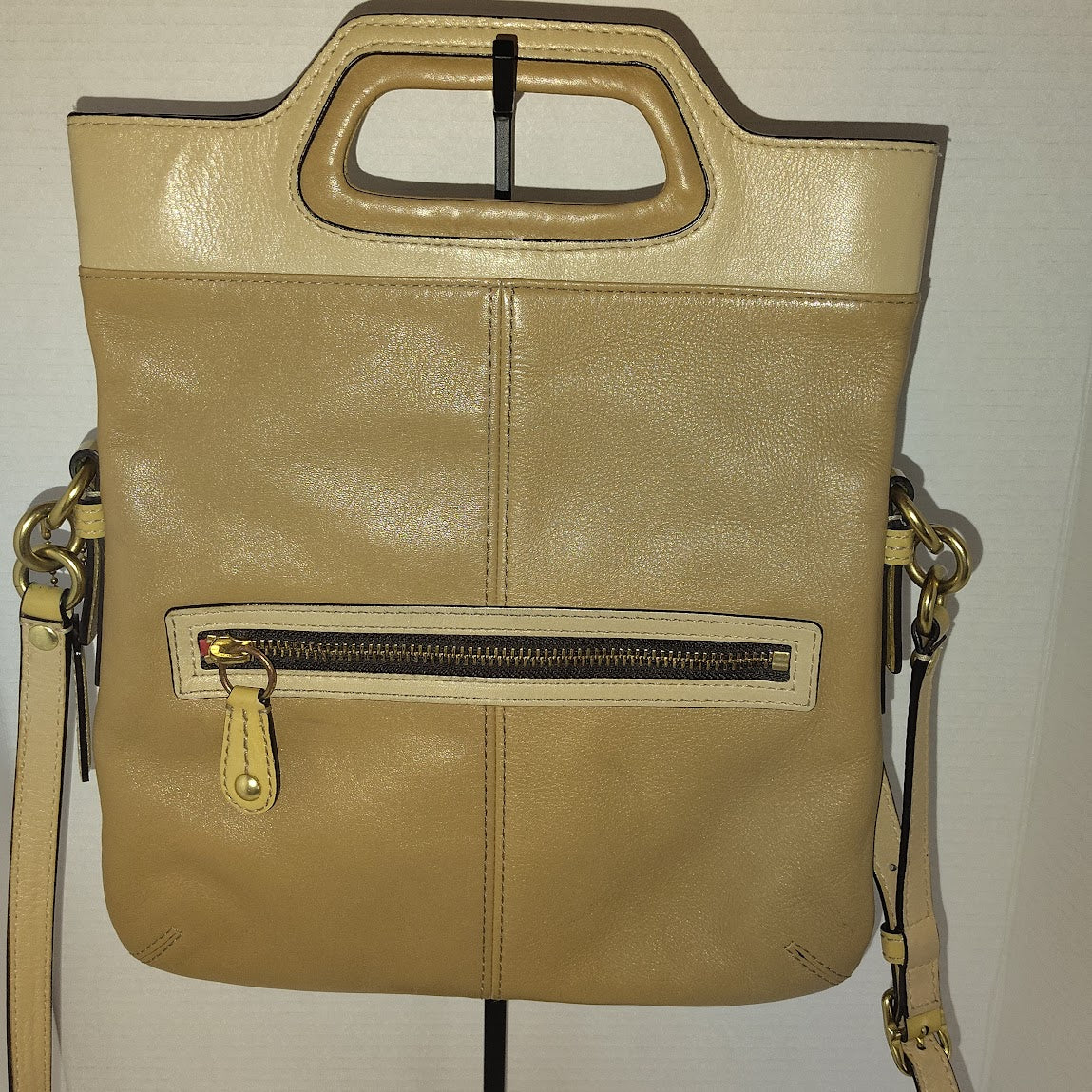 Coach Vintage Bonnie 13388 Leather Foldover Crossbody Satchel Beige Gold Hardware Preloved
