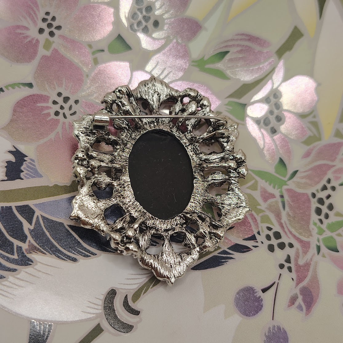 Vintage Victorian Revival Cameo Brooch Silver Tone Filigree Rhinestone Lady 1980s #04