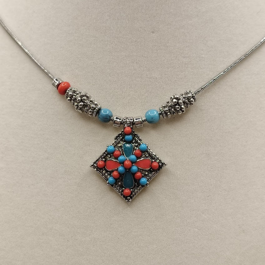 Vintage Southwestern Style Silver Tone Mosaic Pendant Necklace Turquoise Coral Color#16