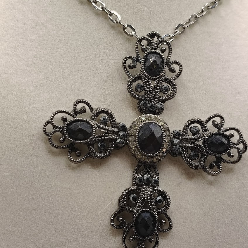 Large Gothic Silver Tone Black Cabochon Cross Pendant Necklace 29" Statement#22