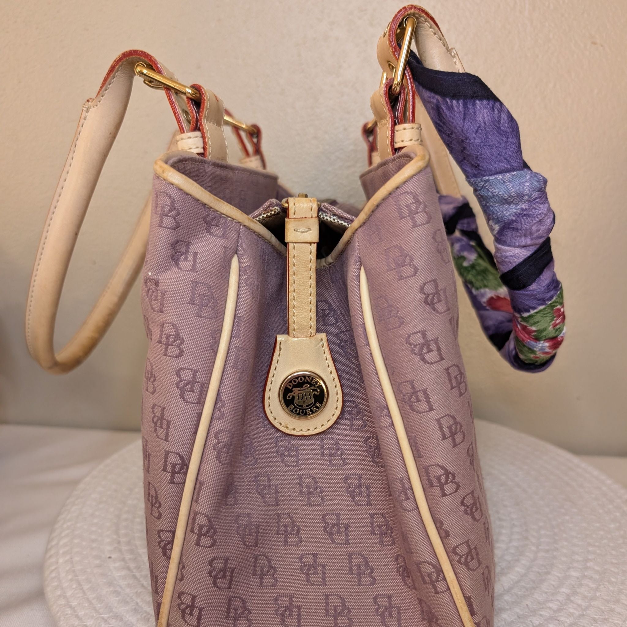 Dooney & Bourke Vintage Signature Monogram Tote | Lavender | K11990 | Scarf Included | Rank B