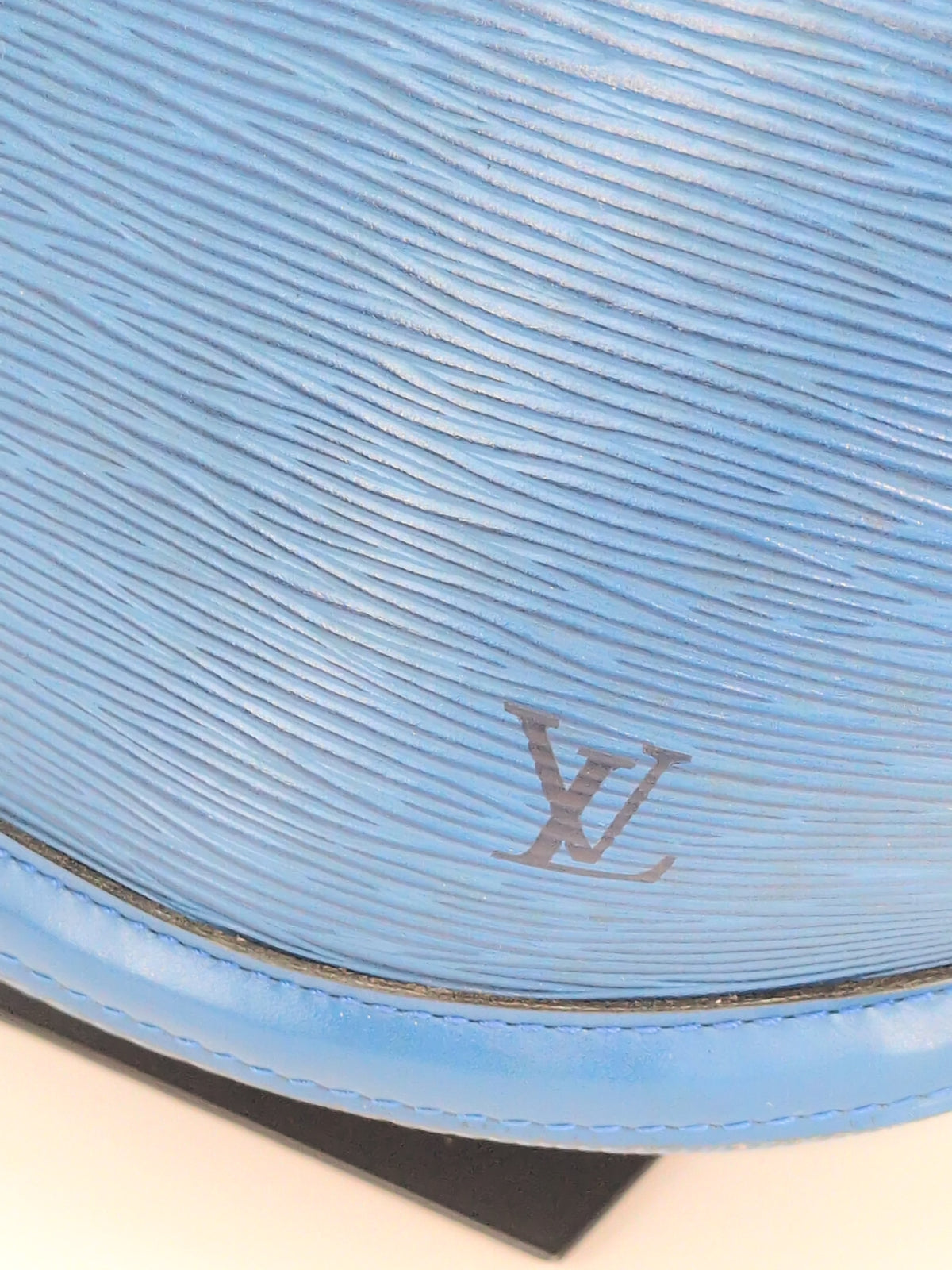 Louis Vuitton Saint Jacques – Vintage Toledo Blue Epi Leather