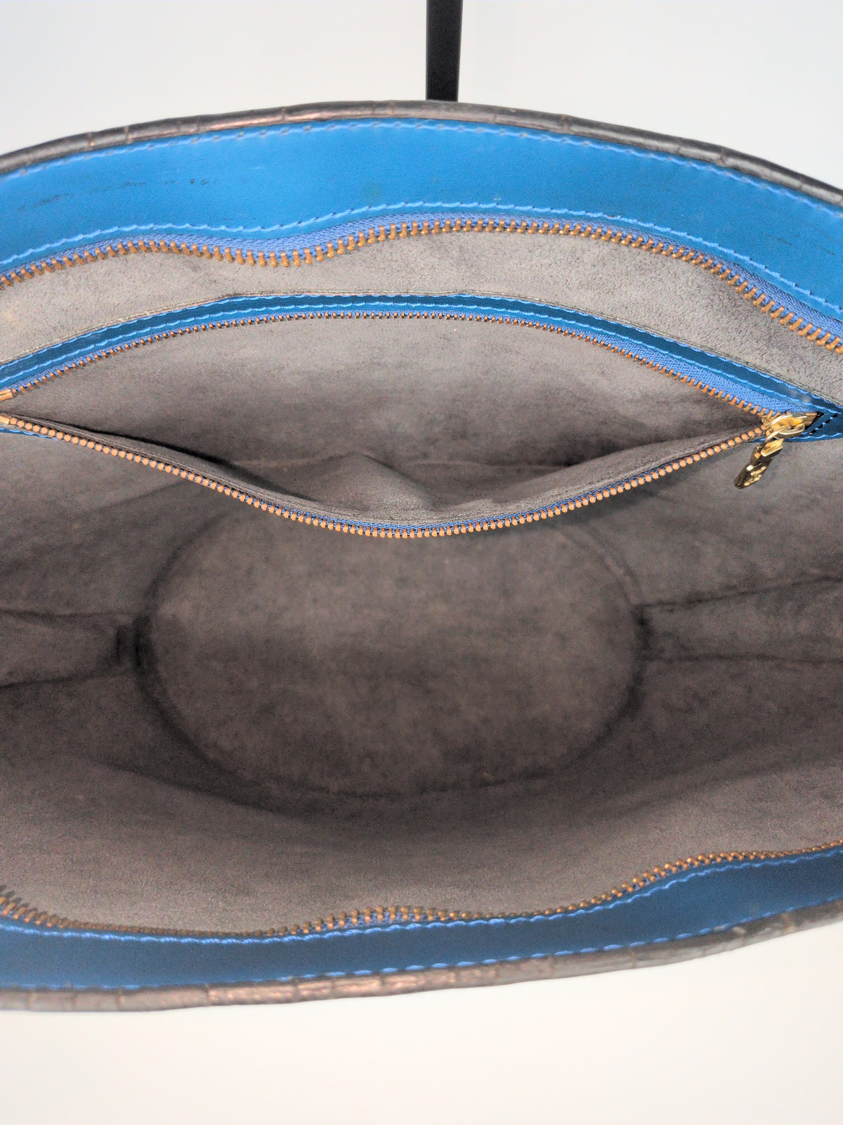 Louis Vuitton Saint Jacques – Vintage Toledo Blue Epi Leather