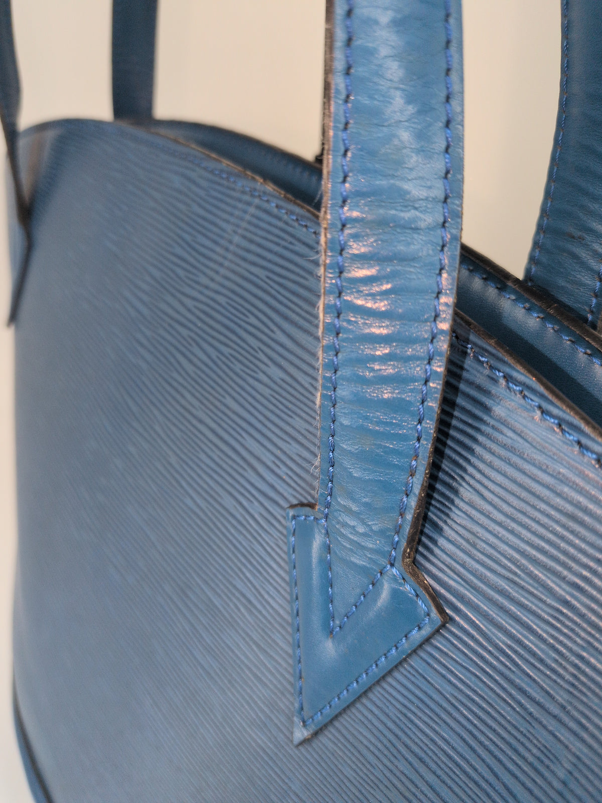 Louis Vuitton Saint Jacques – Vintage Toledo Blue Epi Leather